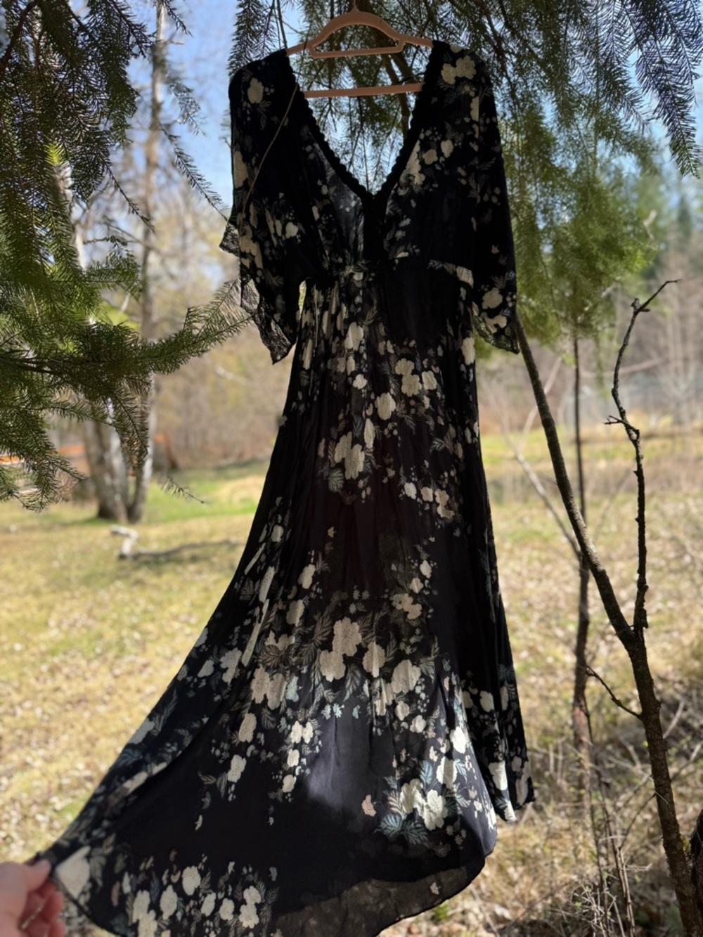 Black Floral V-Neck Maxi Dress
